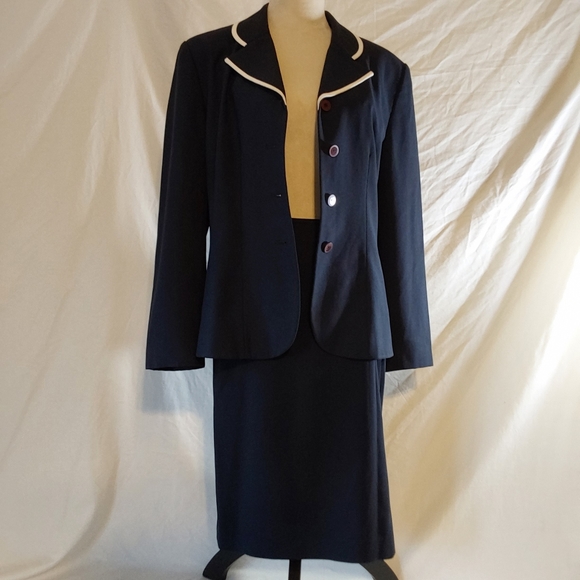 Vintage Kasper A.S.L Blue Skirt Suit with White Trim Collar size 14 - Picture 2 of 13